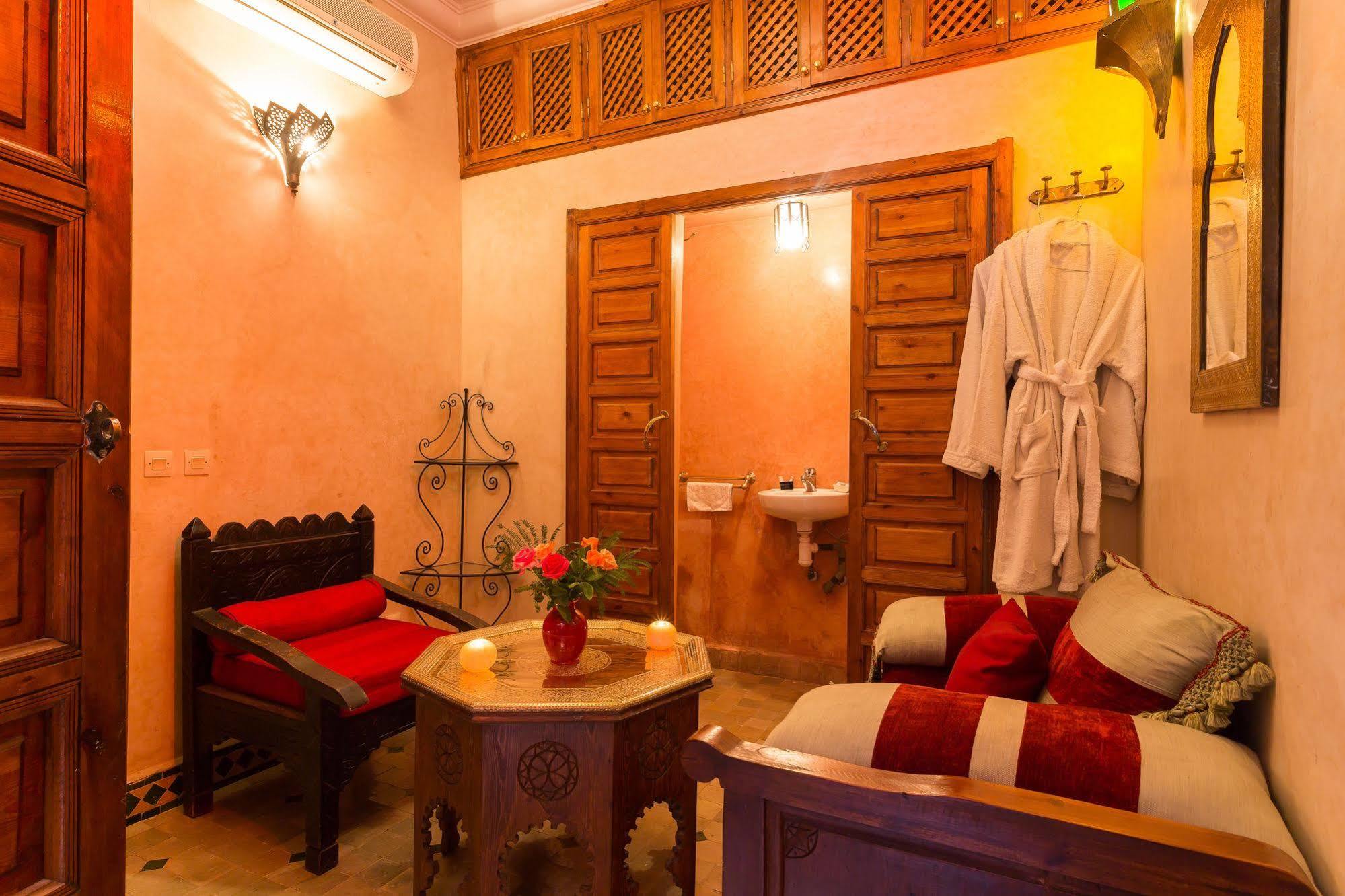 Riad Amina Hotel Marrakesh Exterior photo